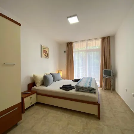 Anita A15 Family Sunny Daire