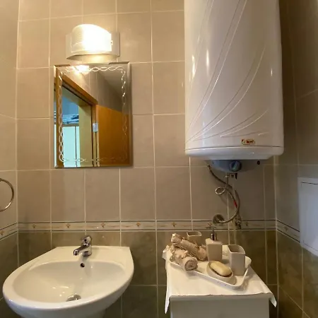 Anita A15 Family Sunny Daire *