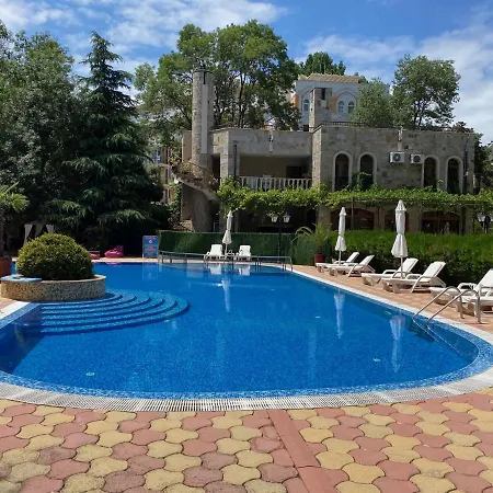 Anita A15 Family Sunny Daire *