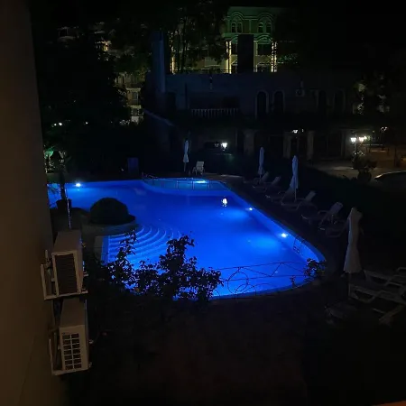 Anita A15 Family Sunny Daire *